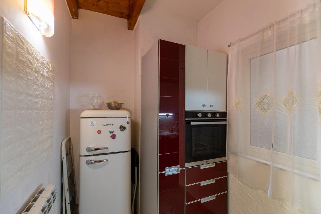 Apartment With Sea View With 2 Lifts Above Montesanto! Неаполь Экстерьер фото